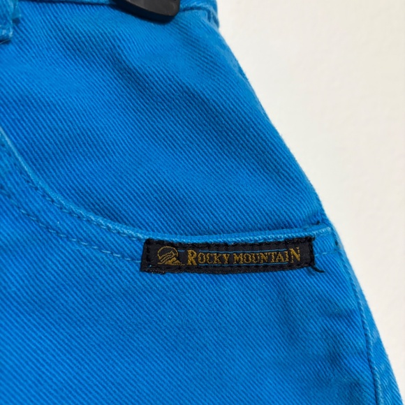 Rare Rocky Mountain Shorts - Picture 4 of 7